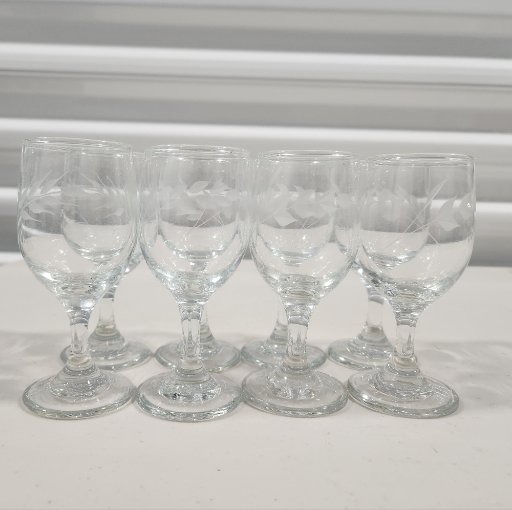 Etched Wine Glasses - Clear - Set of 6